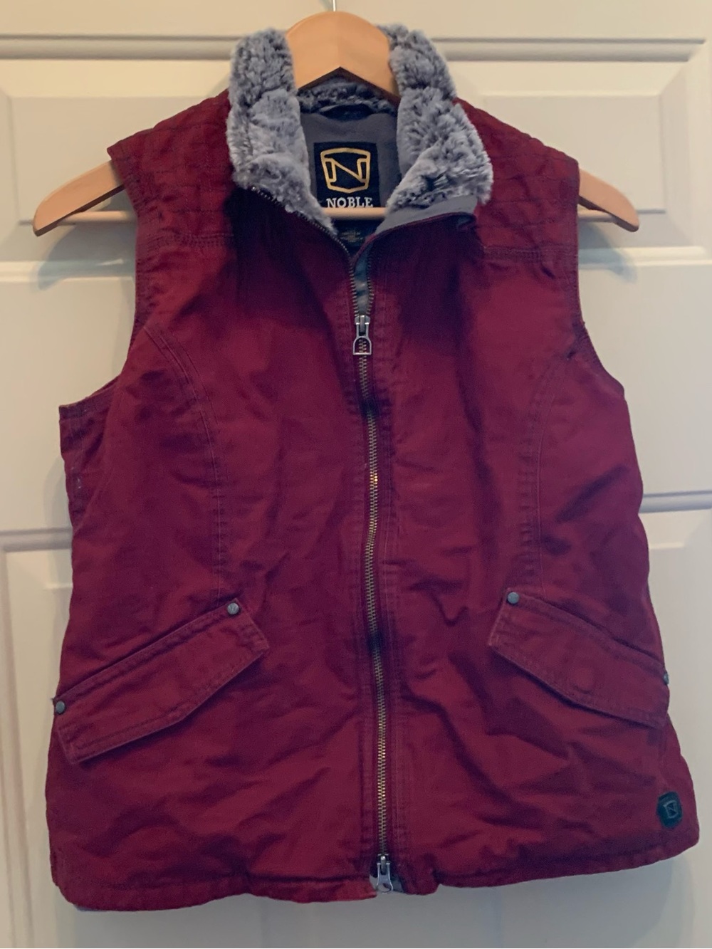 Women's Burgundy Sherpa-Lined Vest